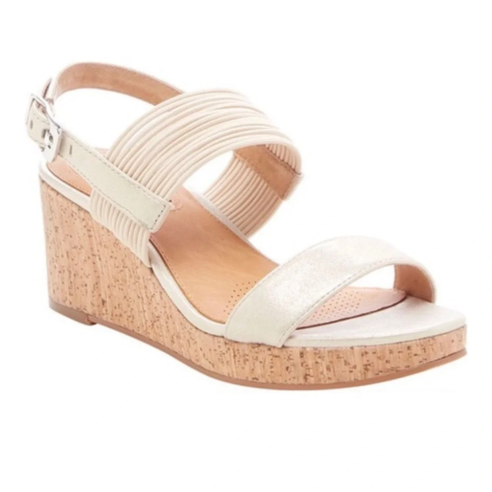New Corso Como platform wedges size 7.5